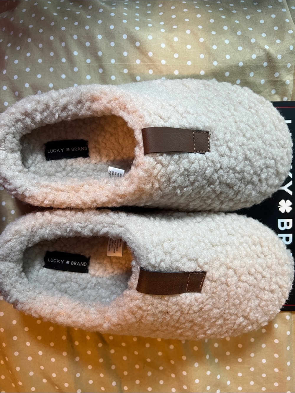 Lucky Brand Cream Sherpa Slip-On Slippers